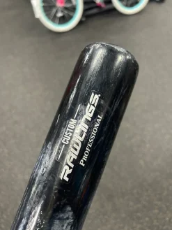 Used Rawlings CUSTOM RAWLINGS PRO ASH BB/SB Wood Bat 33 1/2"