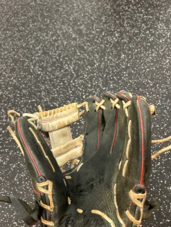 Used Rawlings GAMER BB/SB Glove RH Throw Navy Blue 11 1/4"