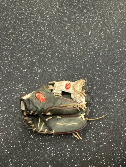 Used Rawlings GAMER BB/SB Glove RH Throw Navy Blue 11 1/4