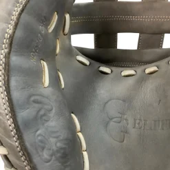 Used Rawlings GGEFPCM33HGW BB/SB Catchers RH Throw Grey 33