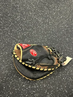 Used Rawlings HEART OF THE HIDE BB/SB Catchers RH Throw Black 33"
