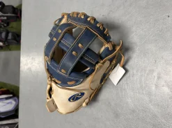 Used Rawlings LIBERTY ADVANCED BB/SB Catchers RH Throw None 34"