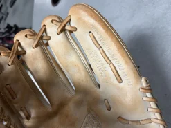 Used Rawlings LIBERTY ADVANCED BB/SB Glove RH Throw None 12 1/2"