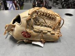 Used Rawlings LIBERTY ADVANCED BB/SB Glove RH Throw None 12 1/2"