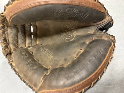 Used Rawlings LITE TOE BB/SB Catchers LH Throw None 32 1/2"