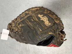 Used Rawlings LITE TOE BB/SB Catchers LH Throw None 32 1/2