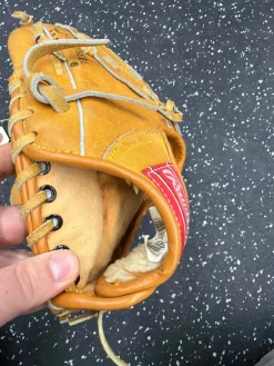 Used Rawlings RBG90 BB/SB First Base LH Throw Brown 11
