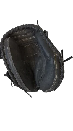 Used Rawlings RENEGADE BB/SB Catchers RH Throw Black 31 1/2"
