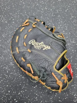 Used Rawlings RFB BB/SB First Base RH Throw Black 13