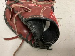 Used Rawlings RTD Series RTD1BP Baseball First Base LH Throw Maroon 13