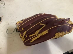 Used Rawlings SANDLOT BB/SB Glove RH Throw Brown 12 3/4"
