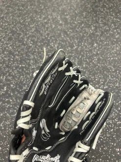 Used Rawlings SC105BGB BB/SB Glove LH Throw Black 10 1/2