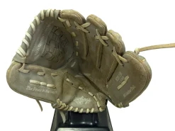 Used Rawlings SURE CATCH SCSB115M Leather Shell Youth Fastpitch Softball Glove RH Throw Grey 11 1/2"