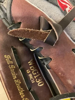 Used Rawlings WBG130 BB/SB Glove RH Throw Brown 13"