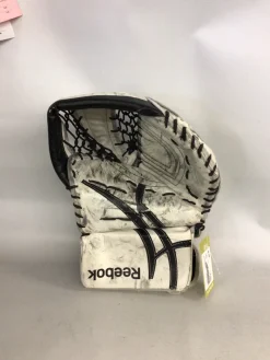 Used Reebok 7000 JR Junior Goalie Catcher White