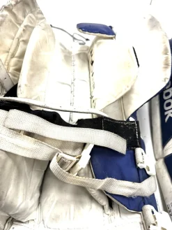 Used Reebok L7 YT Goalie Leg Pads Youth White 26