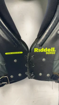 Used Riddell FB Shoulder Pads Black LG