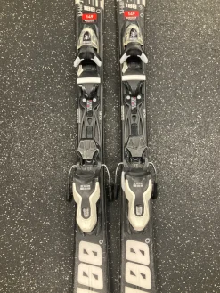 Used Rossignol PURSUIT 100 Mens DH Ski/Binding White 149 cm