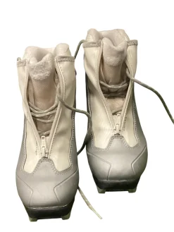 Used Rossignol Womens NNN XC Ski Boots Silver W 05-05.5 / JR 03.5-04