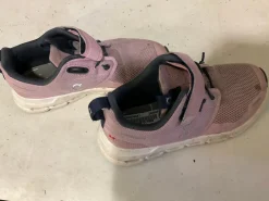 Used Running/X-Train Shoes Y