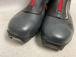 Used Salomon ESCAPE 5 PROLINK Mens NNN XC Ski Boots Black M 11-11.5