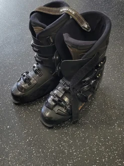 Used Salomon EVOLUTION Mens DH Ski Boot Black 290 MP - M11 - W12