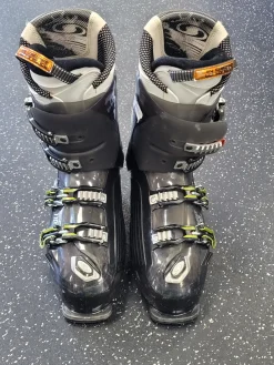 Used Salomon IMPACTS Womens DH Ski Boot Black 285 MP - M10.5 - W11.5