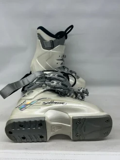 Used Salomon THERMIC FIT Girls DH Ski Boot White 235 MP - J05.5 - W06.5