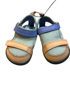 Used Sandals Y Youth 06.0