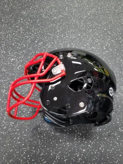 Used Schutt VENGEANCE A11 FB Helmet Black MD