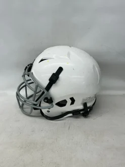 Used Schutt YOUTH VENGANCE A11 FB Helmet White LG