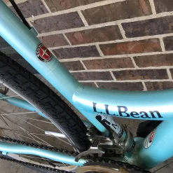 Used Schwinn LL BEAN RUNAROUND CRUISER Cruiser Bike Womens Carolina Blue 17-18