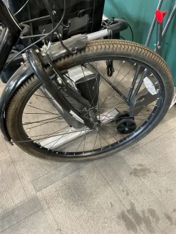 Used Schwinn MIDWAY Cruiser Bike Womens Black 19-20
