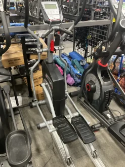 Used Schwinn 430 Programmable Elliptical