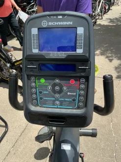 Used Schwinn 270 RECUMBENT BIKE Recumbent Bike