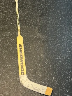 Used Sher-wood 530 Senior Goalie Stick 26"
