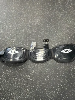 Used Shock DR FB Rib Pads Senior