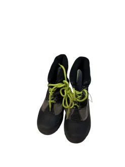Used Snow Boots Size 2