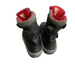 Used Snow/Hunt/Hike Boots Y