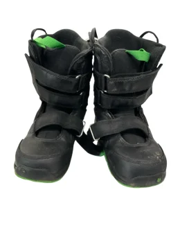 Used Snowshoes Boys Black 21