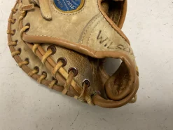 Used Spalding Mike Heagen 42-6416 Baseball First Base LH Throw Brown 12"