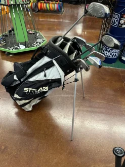 Used Strata STRATA W/ MIXED CALLAWAY WOODS Mens Package Set RH None 10 Piece
