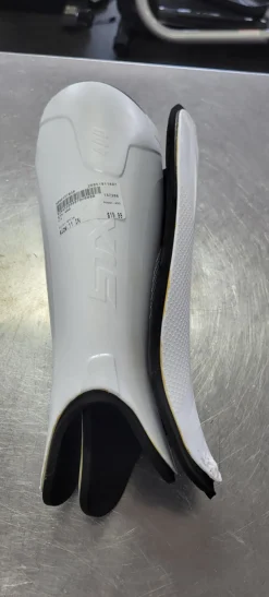 Used STX 400 FH Shin Guards White 11"