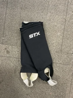Used STX SHIN GUARDS FH Shin Guards Black 13"