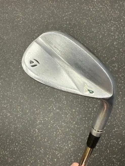 Used Taylormade MILLED GRIND 4 MG4 Golf Wedge Mens RH 52 Degree