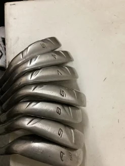 Used Taylormade RBZ 8PC RH Mens Package Set RH Green 9 Piece