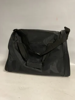 Used Title Boxing Accessory
