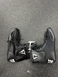 Used Title Boxing Boxing Shoes Black Senior 11