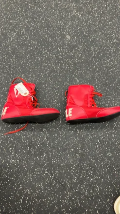 Used Title Boxing Shoes Red Senior 5