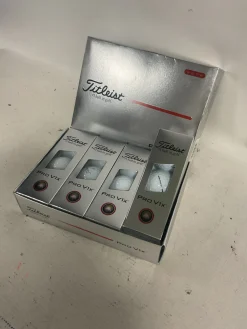 Used Titleist PRO V1X 12 Pack - Golf Balls